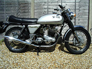 Norton Commando 750 Mk-1